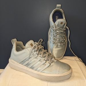 K Swiss silver blue tennis shoes. Sz 8